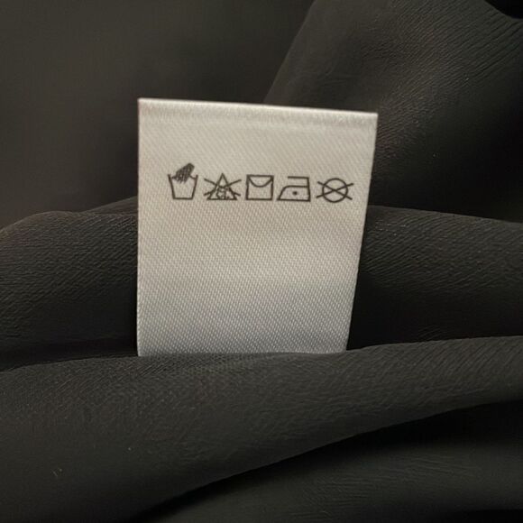 KISMET Butterfly and Floral Print Double V Tank Top Size Extra Small - Picture 11 of 11